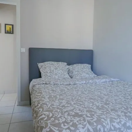 Charming Close To The Sea Apartment *